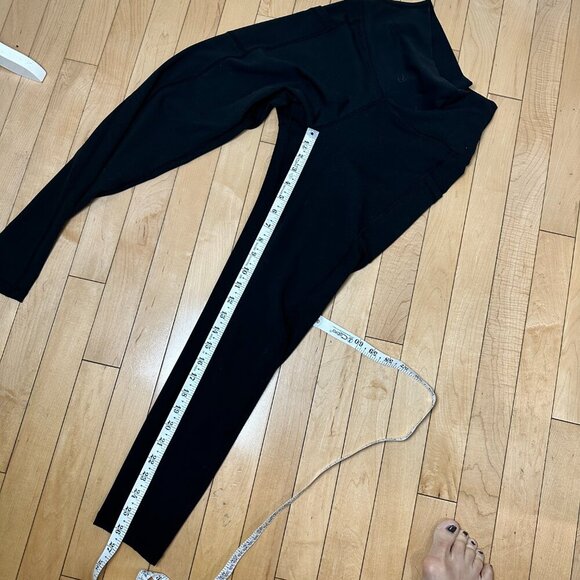 COLORFULKOALA Classic Black Leggings with Side Pockets Size Medium - Picture 7 of 7